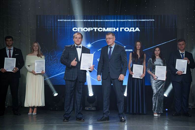 Изображение выглядит как одежда, человек, костюм, обувьКонтент, сгенерированный ИИ, может содержать ошибки.