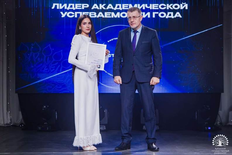 Изображение выглядит как одежда, человек, костюм, текстКонтент, сгенерированный ИИ, может содержать ошибки.